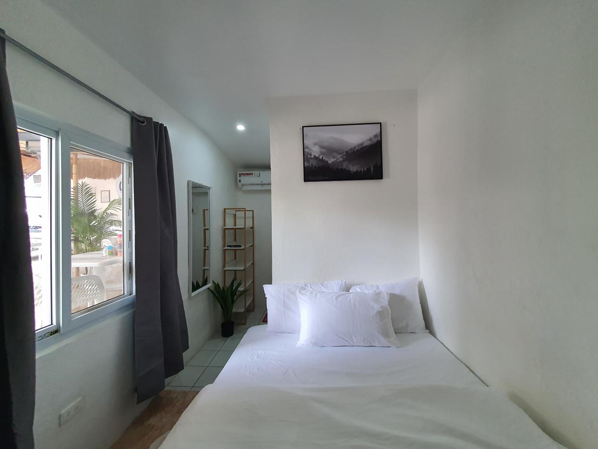 West Coast Beach House Cebu Eksteriør billede